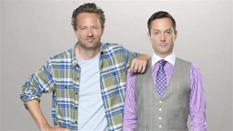 the new odd couple cast.